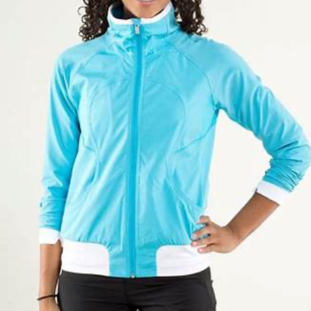 Lululemon Track Attack Windbreaker- size 8